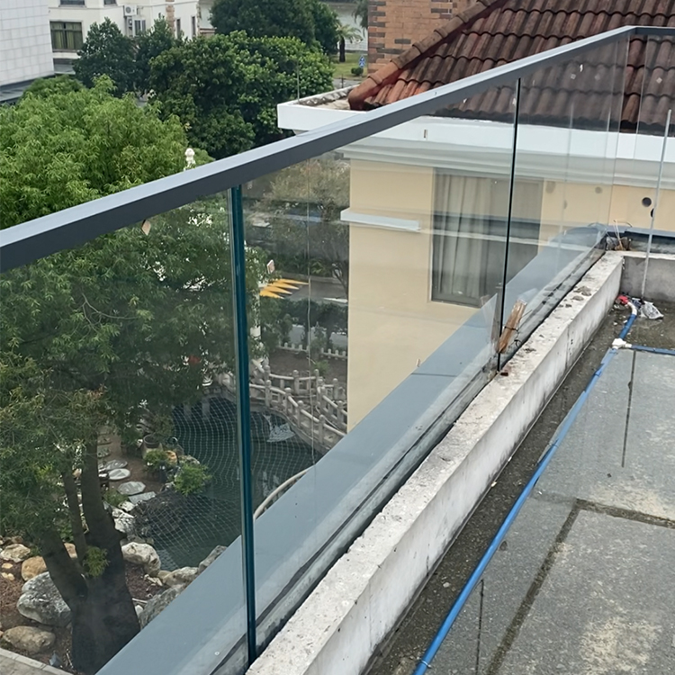 Estendal De Varanda Em Alumínio - 10mt Lock Balcony - Azul Marinho 